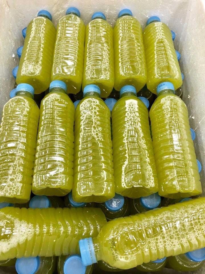 Hàng nước mía vỉa hè ngày bán 200 lít, mỏi tay đếm tiền-2