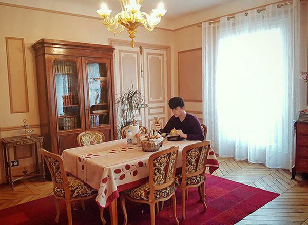 Nam ca sĩ giàu nức tiếng: Nhà nhiều ở không hết, mua biệt thự giữa Sài Gòn cho chó cưng-6