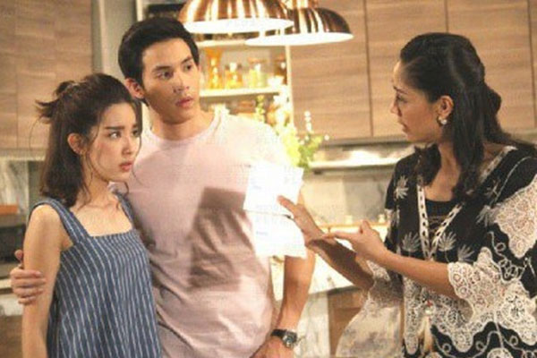 Keo kiệt với chồng từng đồng mà sinh nhật tôi, vợ bỗng dưng lại tặng một món quà giá trị lớn, khi sự thật bị vỡ lở, tôi uất ức vô cùng-2