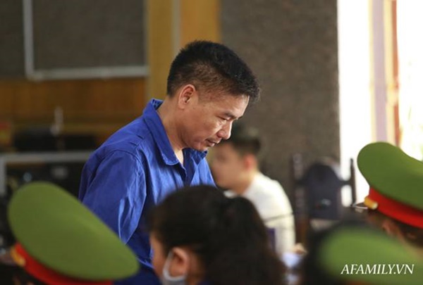 Trưởng phòng Khảo thí Sở GD&ĐT Sơn La bị đề nghị mức án 25 năm tù về tội nâng điểm và nhận hối lộ hơn 1 tỷ đồng-3