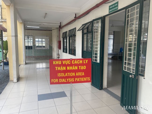 TP.HCM cách ly 303 người từ châu Âu trở về, 3 người mắc bệnh ung thư và tim mạch phải nhập viện-2