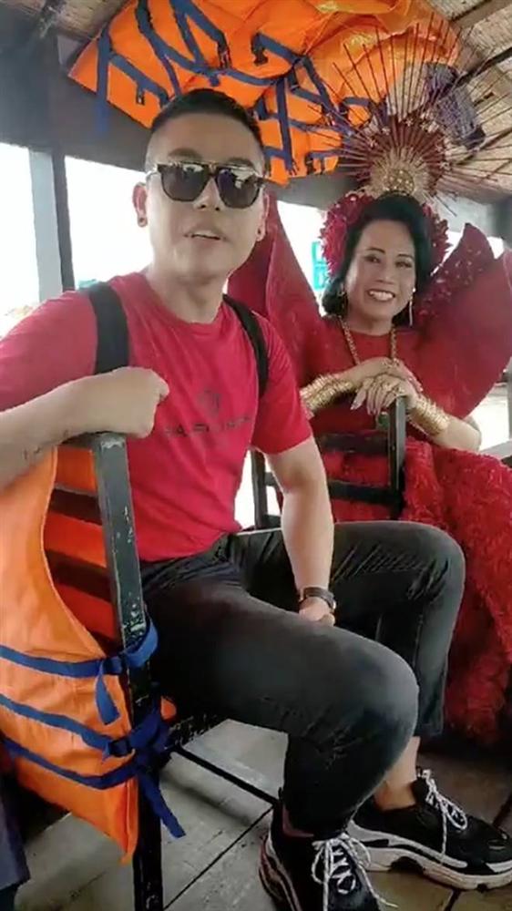 Cô Minh Hiếu đột ngột khoe chồng trẻ sắp cưới, dân tình bán tín bán nghi: Đã người thứ 11 rồi ư?-2