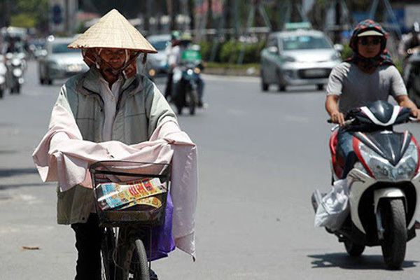 Dự báo thời tiết ngày 25/5: Hà Nội nắng nóng, đêm mới mưa giông-1