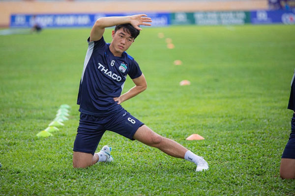 Đội bóng của Xuân Trường tung chiêu độc, thu lợi nhuận khủng giữa lúc cả nền bóng đá lỗ nặng-3