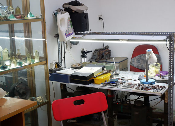 Phiên chợ triệu đô chuyên giao thương các loại đá quý giữa lòng Hà Nội-6