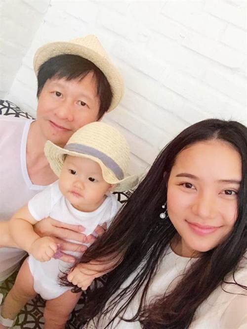 Yêu con gái như đại gia Đức An: Mới sinh tặng biệt thự, lớn chút có phòng đồ chơi riêng-1