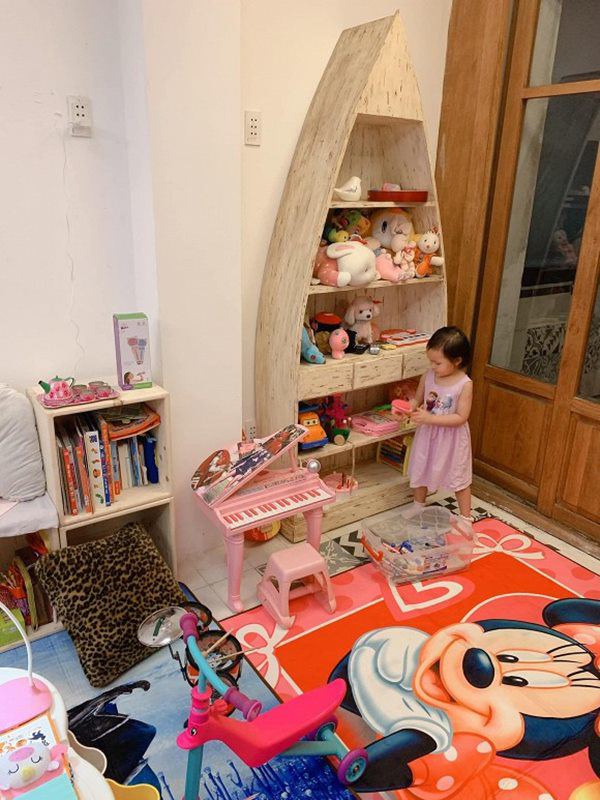 Yêu con gái như đại gia Đức An: Mới sinh tặng biệt thự, lớn chút có phòng đồ chơi riêng-8