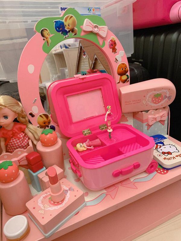 Yêu con gái như đại gia Đức An: Mới sinh tặng biệt thự, lớn chút có phòng đồ chơi riêng-12