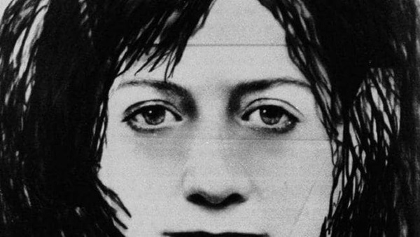 Bức ảnh chấn động: Mỉm cười bên con gái sơ sinh, người phụ nữ không ngờ chồng lại vô ý giao đứa trẻ cho kẻ bắt cóc ngay sau đó-3