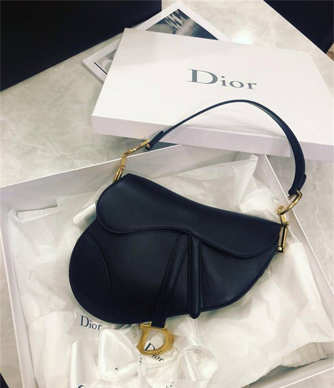 Khối tài sản của hội mỹ nhân Vbiz sinh con năm Chuột vàng: Ở nhà sang đi xế xịn, choáng nhất nữ ca sĩ chi 21 tỷ mua trang sức-28