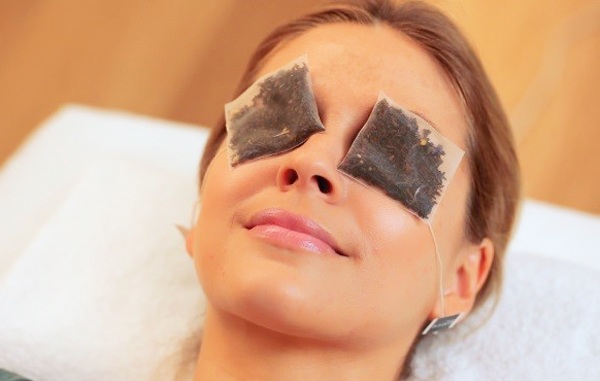 Chỉ tốn 10 ngàn mua lá chè xanh dùng, da ngày một sáng mịn, thâm mụn cũng bay sạch-4