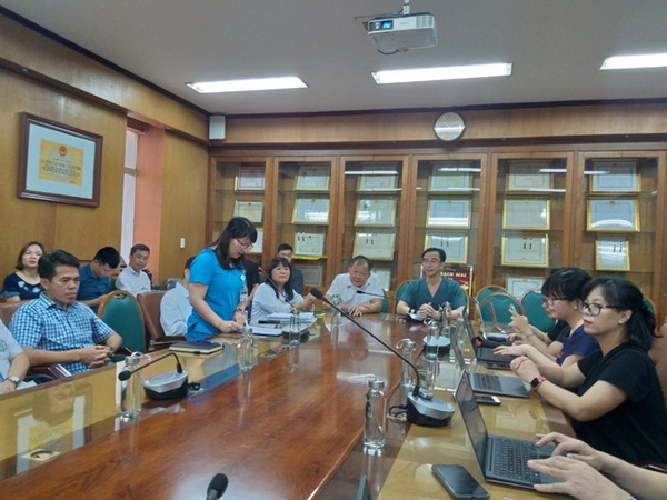 Bệnh viện Bạch Mai lên tiếng sau vụ việc hàng loạt nhân viên bị sa thải-2