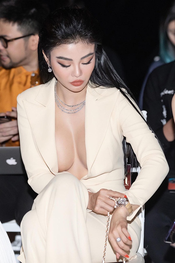 Hoa hậu bốc lửa, ăn chơi nhất Sài Gòn có cuộc sống hiện tại ra sao?-5