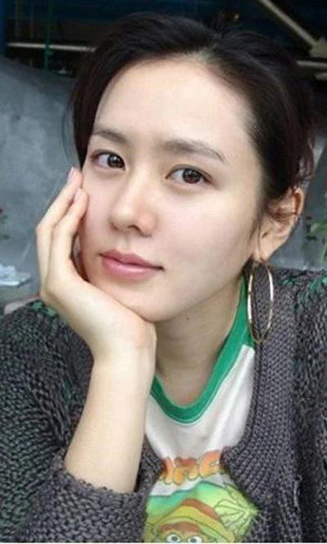 Có một nữ minh tinh không thèm trang điểm khi quay phim vì quá đẹp, nhân viên make up và đạo diễn cũng đến chịu-9