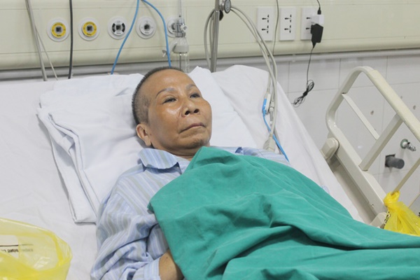 Sau 80 ngày điều trị, bệnh nhân số 19 mắc Covid-19 nặng nhất Việt Nam được ra viện-1