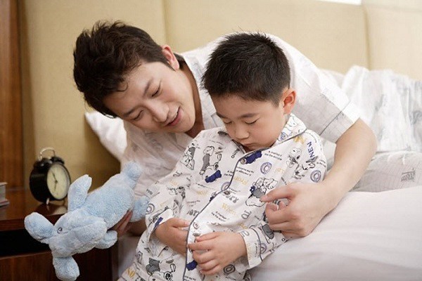 Con trai 26 tuổi vẫn mặc tã, mẹ chăm chút vệ sinh hàng ngày, khẳng định con tôi còn trẻ-3