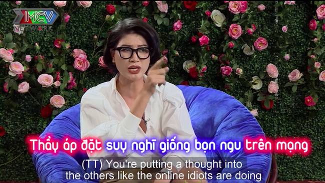 Trang Trần vỗ mặt” cả showbiz: Từ TS. Lê Thẩm Dương, Hoa hậu Hương Giang cho đến Phạm Hương-2
