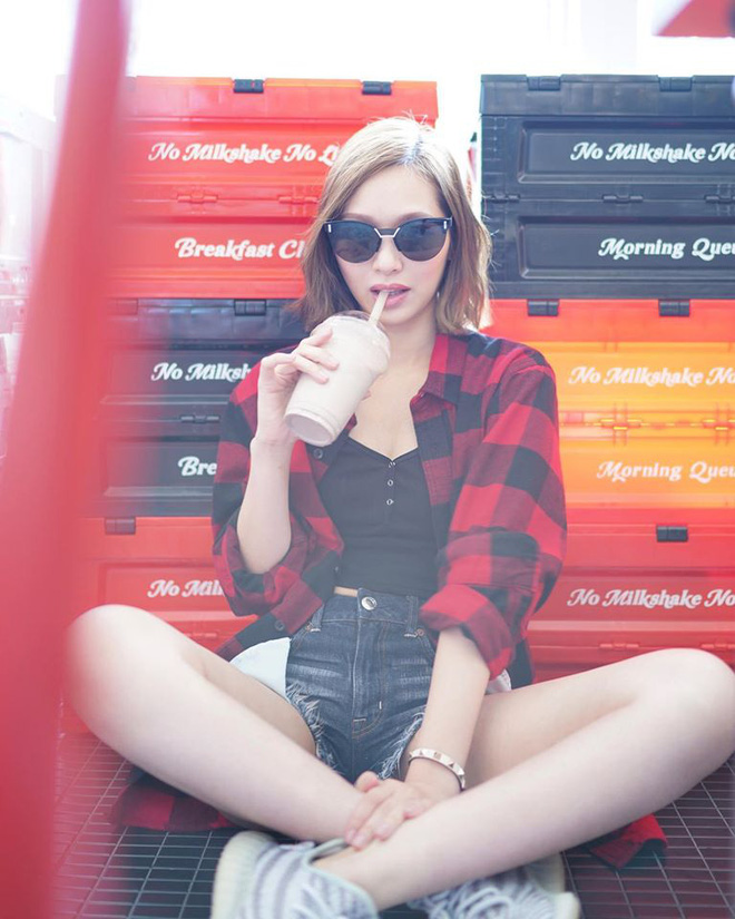 Hoa hậu Hong Kong hẹn hò thiếu gia sòng bạc Macau: Gia thế khủng và gợi cảm cỡ nào?-22