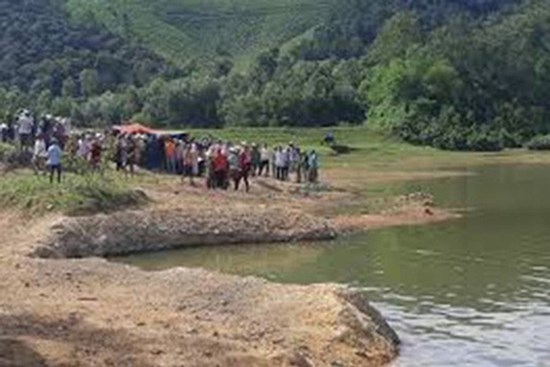 Gia Lai: 3 học sinh tử vong khi đi tắm suối