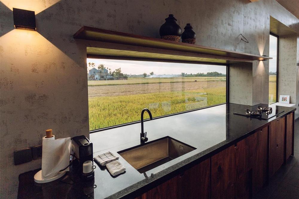 Ngôi nhà cấp 4 nhìn qua thì tưởng bình thường nhưng bên trong lại khiến bạn không thể tin vào mắt mình ở Hội An-10