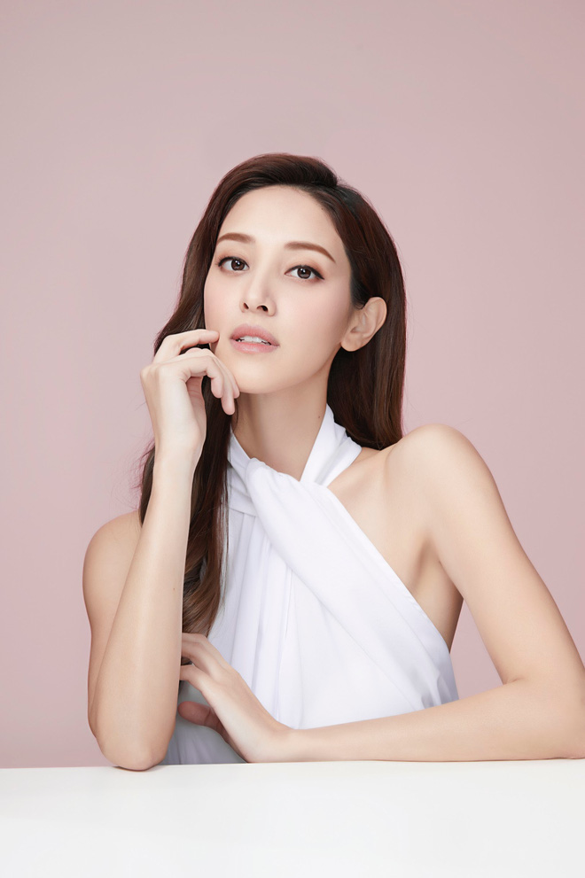 Con trai vua sòng bạc Macau: Sống kín tiếng nhưng hẹn hò với toàn mỹ nhân nóng bỏng-16