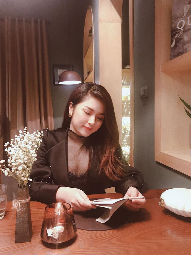 Hình ảnh đời thường xinh đẹp, dịu dàng của nữ MC VTV mắc bệnh ung thư máu ở tuổi 29 khiến khán giả xót xa-10