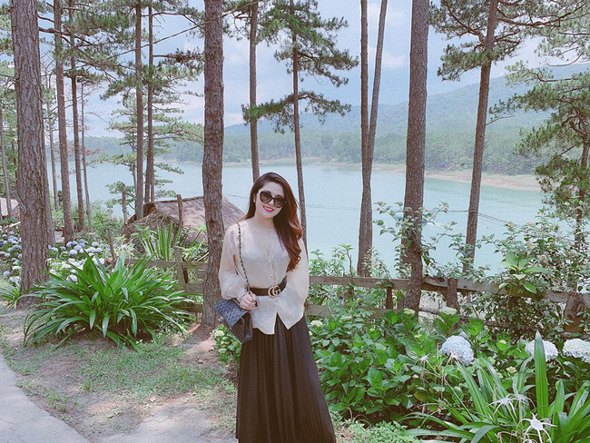 Hình ảnh đời thường xinh đẹp, dịu dàng của nữ MC VTV mắc bệnh ung thư máu ở tuổi 29 khiến khán giả xót xa-12