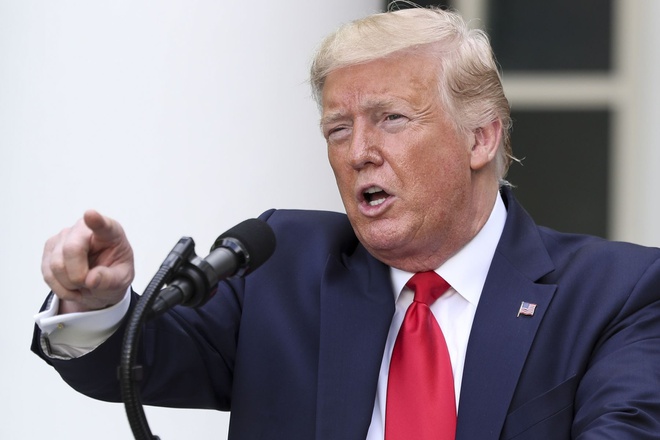 Ông Trump dọa đóng cửa mạng xã hội sau sự cố Twitter-2