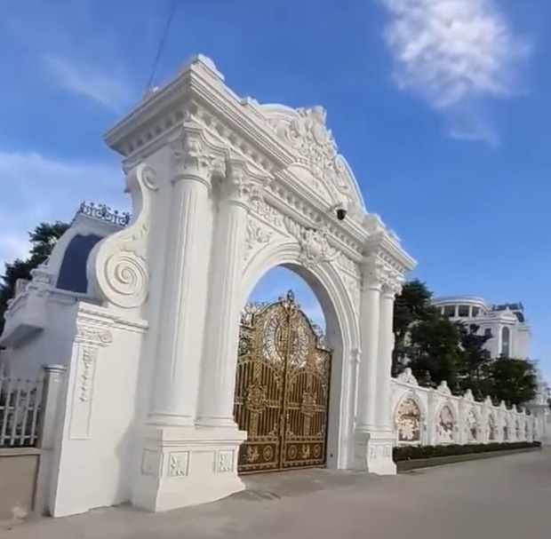Chủ nhân tòa lâu đài có hẳn sân đỗ trực thăng ở Thái Bình là ai?-4