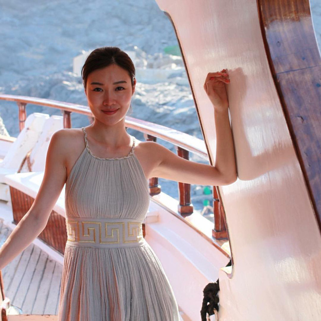 Hoa hậu nổi tiếng là kẻ đào mỏ và cuộc sống bình dân khó tin-6