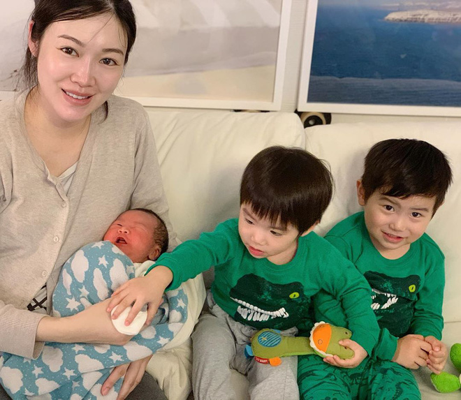 Hoa hậu nổi tiếng là kẻ đào mỏ và cuộc sống bình dân khó tin-15