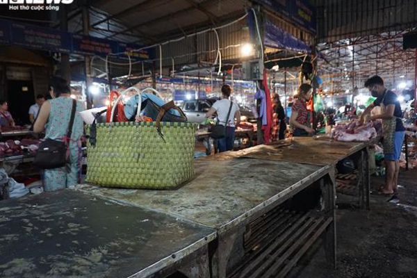 Thứ 6 (29/5): Thịt lợn bán ở chợ dân sinh đánh dấu mức kỷ lục 200.000 đồng/kg, người tiêu dùng cắn răng móc ví-3