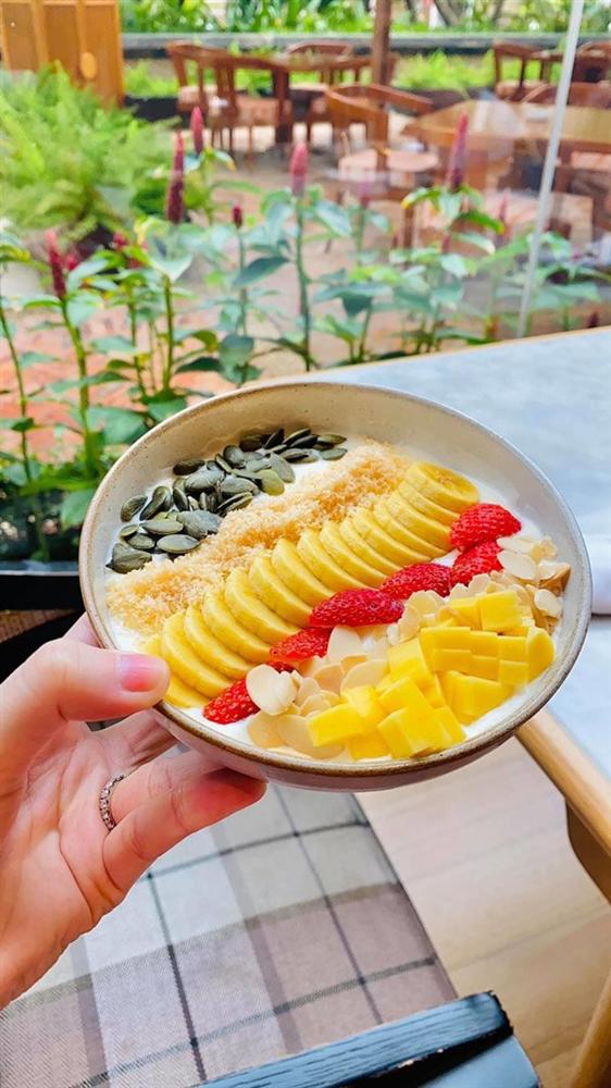 Hồ Ngọc Hà cất hết trang sức hàng hiệu, giờ đây chỉ nâng niu mỗi món phụ kiện này-8