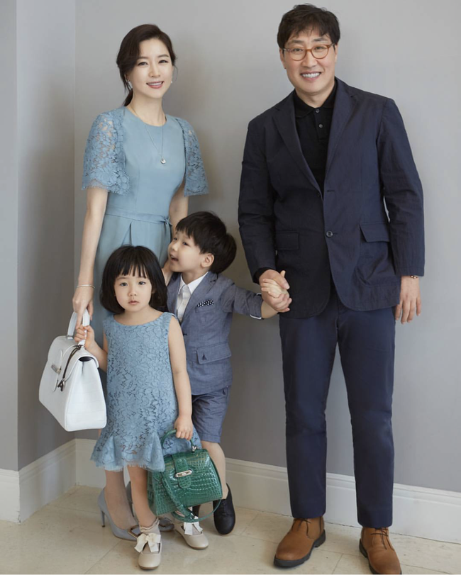 Nàng Dae Jang Geum ở tuổi U50: Trẻ đẹp khó tin và cuộc hôn nhân kín tiếng bên đại gia lớn tuổi-7