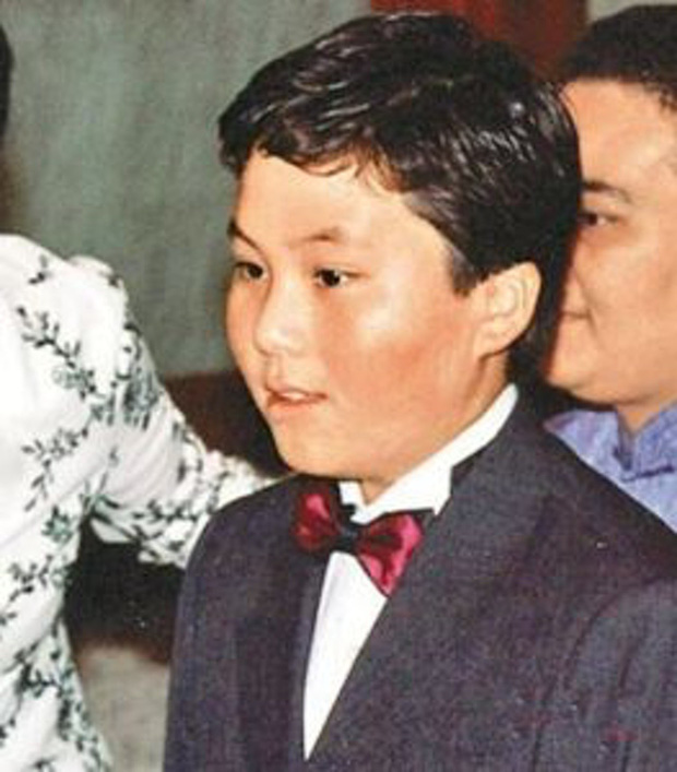 Trùm sòng bạc còn 1 con trai thân thế bí mật, là chiêu bài sống còn giành tài sản của bà Tư?-2