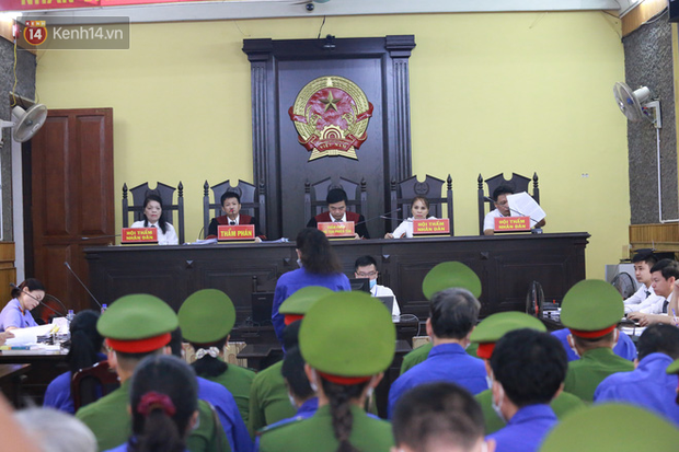 Tuyên án vụ gian lận thi THPT ở Sơn La: Cao nhất 21 năm tù, thấp nhất 30 tháng tù treo-1