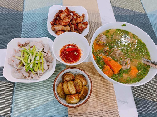 9X nấu cơm 2 người nhưng đủ món, chồng bỏ luôn nhậu nhẹt còn khen mình chọn vợ quá chuẩn-6