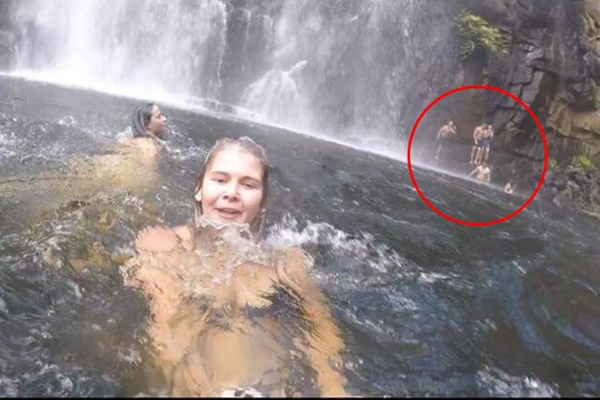 Nguyên mẫu đời thực của cậu bé rừng xanh: Không nói được tiếng người, sống như kẻ thiểu năng và chết trong bệnh tật sau 20 năm rời bầy sói-5