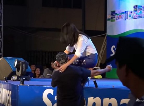 Tùng Yuki - Người gây sốc với phát ngôn muốn cuối đời không ai biết mình mất”: Được Mỹ Tâm gọi là bố, từng là siêu vệ sĩ của So Ji Sub - Cổ Thiên Lạc-6