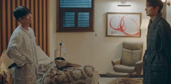 Cú twist tập 13 Quân vương bất diệt: Ngỡ ngàng với thân phận người cứu Lee Min Ho-3