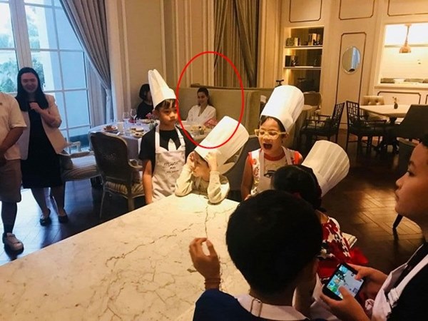Lộ nhan sắc thật của bà bầu Hồ Ngọc Hà khi vô tình lọt vào ống kính camera thường-1