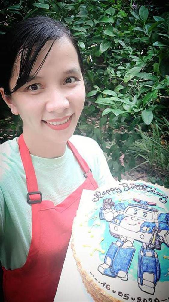 Làm bánh kem đẹp như tranh, mẹ Nha Trang vừa trông con vừa kiếm được tiền triệu-1