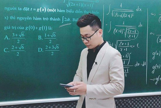 Thầy Toán bị tố giúp học sinh gian lận thi cử đưa ra lý do: