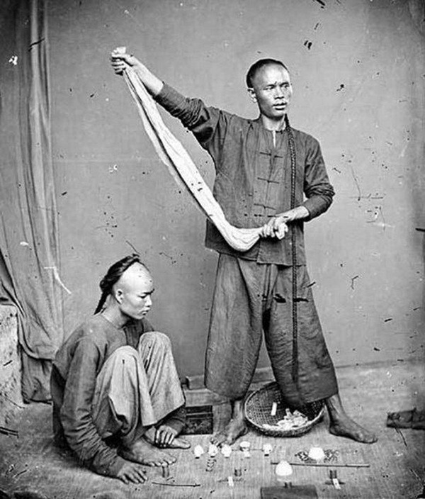 Loạt ảnh triều nhà Thanh nửa cuối thế kỷ 19: Khoảng cách giữa giới thượng lưu, trung lưu và bình dân khiến người xem phải ngỡ ngàng-12