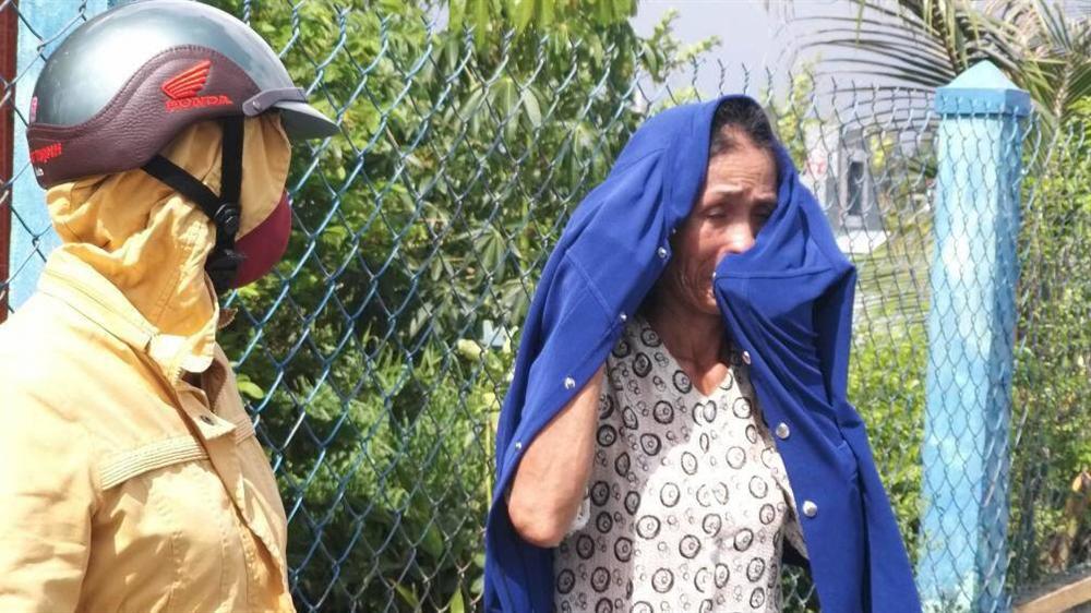 Đám tang người nhảy lầu tự tử trong sân tòa: Người thân tiết lộ chuyện đau lòng-2