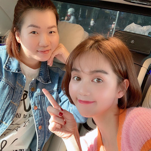 Giúp việc của Ngọc Trinh xài hàng hiệu, sở hữu tài khoản Tiktok, Instagram hot-1