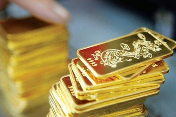 Giá vàng hôm nay 4/6: Vàng lao dốc không phanh-2