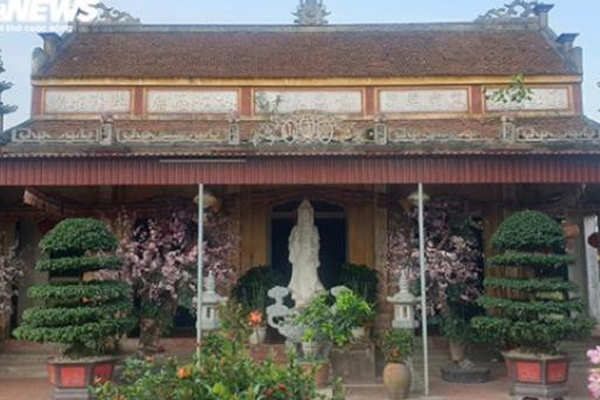 Danh tính nạn nhân và hình ảnh hiện trường vụ xe rác tông trọng thương nữ sinh-3