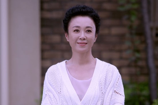 Chưa đi làm dâu nhưng vẫn vào viện chăm mẹ chồng tương lai nửa năm trời và trước ngày cưới, em nhận được món quà 