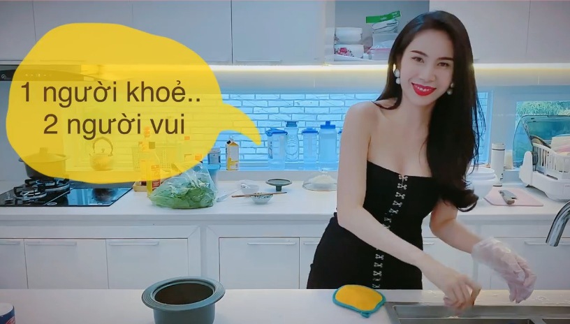 Thuỷ Tiên nấu món 1 người khoẻ 2 người vui giá đắt cho Công Vinh, con gái chạy mất dép-3